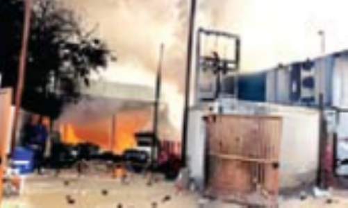 राजस्थान: कबाड़ के ढेर में मिले परफ्यूम की बाेतल से भड़की आग: 4 जिंदा जले